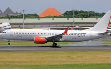 Boeing alerta de un fallo del 737 MAX al aterrizar image