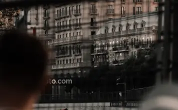 Hadjar y la ausencia que marca la F1 en Madrid 2026 image