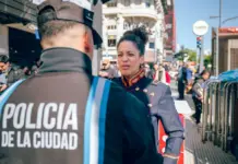 Irene Montero y el choque policial que encendió el debate image