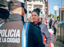 Irene Montero y el choque policial que encendió el debate Irene Montero y el choque policial que encendió el debate image