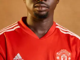 JJ Gabriel pide salir del United y sacude su futuro image