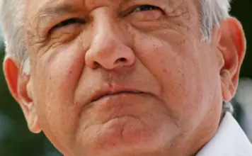 Julián García Vargas muere y deja una huella política image