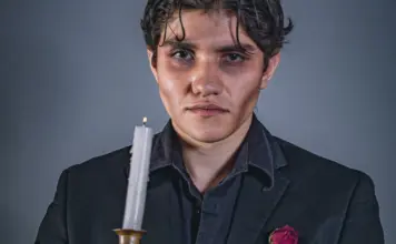 Julián López y la vida que protege lejos de los focos image
