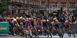 Matthew Brennan denuncia el calor extremo en La Vuelta image