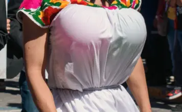 Montserrat Tomé Vázquez y el dardo de Jenni Hermoso image