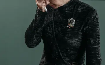Sonia de Noruega conmueve tras el funeral de Harald V image