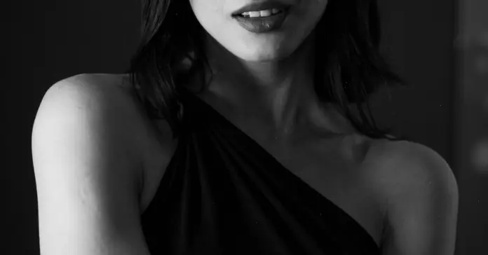 Zoe Saldaña cierra la puerta a otra serie de Sheridan Zoe Saldaña cierra la puerta a otra serie de Sheridan image