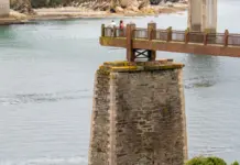 Ribadeo afronta el dolor tras el accidente en la A-8 image