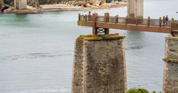 Ribadeo afronta el dolor tras el accidente en la A-8 Ribadeo afronta el dolor tras el accidente en la A-8 image