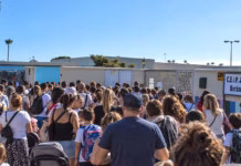 Caos y riesgo en la salida del CEIP Jardín Botánico de Mijas