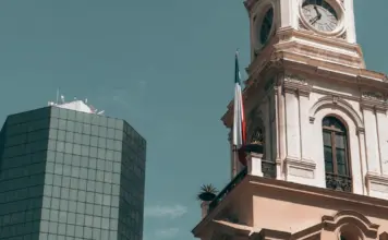 Audiencias TV miden el pulso entre Telecinco y Antena 3 image