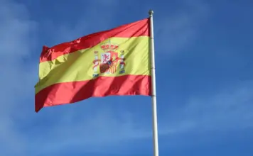 Bandera y estelada: el cambio que aviva el debate image