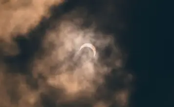 Eclipse solar de 2026 deja imágenes y consejos clave image