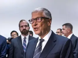 Bill Gates alerta: los partidos no entienden aún la IA