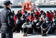 300 migrantes relatan a la Policía el papel de Marruecos