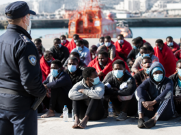 300 migrantes relatan a la Policía el papel de Marruecos