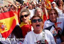 Protestas en España acorralan a Sánchez por la crisis de Ceuta
