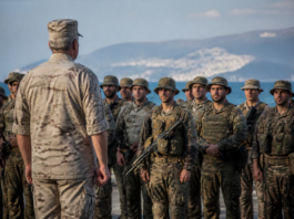 El JEMAD arropa a los militares de Ceuta y Melilla