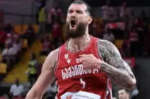 Mamukelashvili, el arma secreta que los Lakers vigilan