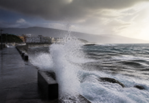 Canarias activa la prealerta por fenómenos costeros en 4 islas