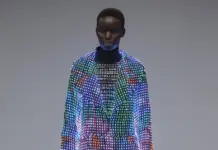 Anrealage FW26: la moda futurista que explora el yo digital