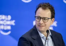 Dario Amodei Altman y Musk piden frenar la IA y Washington calla