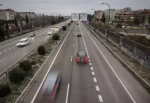 Despiste al volante en Plaza Zaragoza: el coche conejo