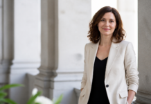 Díaz Ayuso, elegida Política del Año en los Premios ConSalud