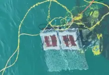 La energía solar funciona bajo el mar a 10 metros de profundidad