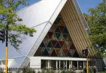 Shigeru Ban y la catedral de cartón que aún sorprende