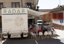 El autobús que detecta la enfermedad renal en la Extremadura rural