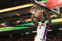 Milwaukee y Sacramento compiten por Jalen Duren con Turner