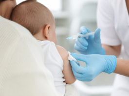 Sanidad inicia la inmunización de bebés frente al VRS