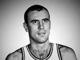 Muere Bob Pettit a los 93 años, leyenda y primer MVP de la NBA