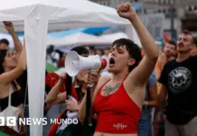 Así fue la acampada en la Puerta del Sol por la vivienda