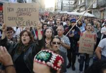 Vigo clama por vivienda al grito de Todos somos Maricarmen