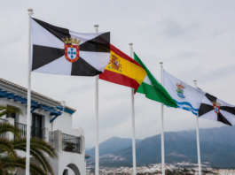 Estepona se viste de Ceuta: un gesto de apoyo y solidaridad