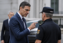 Sánchez abronca a la Policía por el informe que Marlaska ignoraba