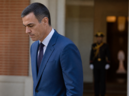 Sánchez sostuvo seis horas que citó a la embajadora marroquí
