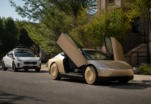 Tesla presenta el Cybercab y desafía a Waymo en Texas