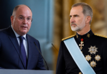 Tellado denuncia ataques del Gobierno al Rey y distancia social