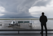Siete aeropuertos de Indonesia cerrados por el Anak Krakatoa