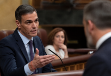 Sánchez reconoce que le llaman «perro» y reta a Abascal