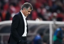 Olympiacos sorprende y despide a Mendilibar en plena Champions