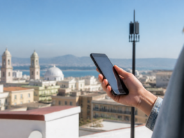 La red wifi junto al centro de Ceuta cuya clave circula