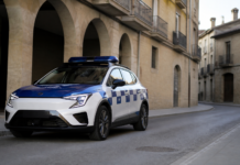 El coche de la Policía de Madrid que ya patrulla por Monzón