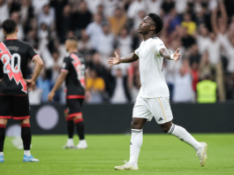 El Real Madrid golea al Rayo, pero deja dudas tras el descanso