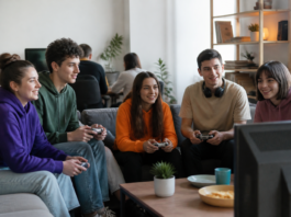 La UBUparty desmonta el mito: los videojuegos no aíslan