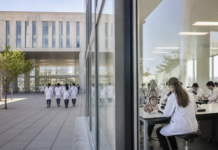 Huesca estrena Facultad de Medicina y completa los seis cursos