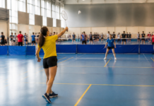Estepona acoge un torneo de bádminton con 100 jugadores